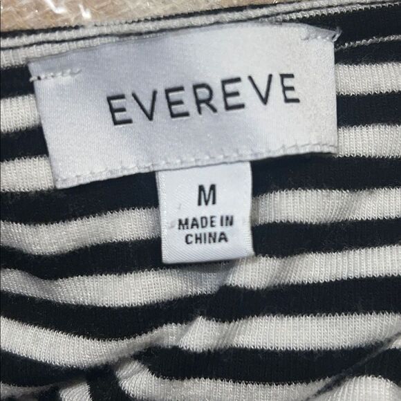 EVEREVE Laney Black + White Striped Structured Padded Shoulder Sleeveless Top-M - Picture 8 of 10